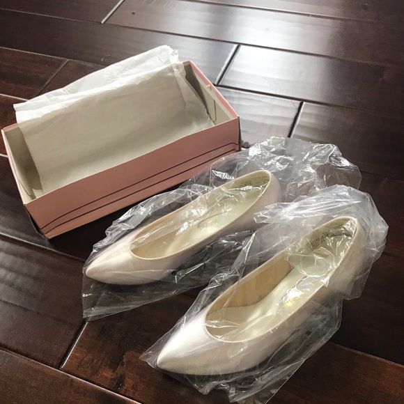 Vintage Morton Myles for the Warrens Satin Dress - Matching Pumps & Clutch - Picture 9 of 16